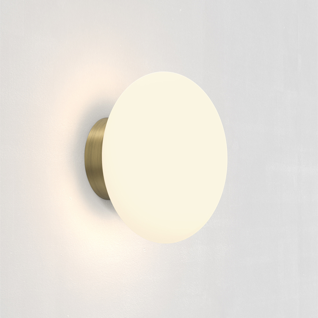 Rund vägglampa Zeppo wall med mjukt ljus från Astro