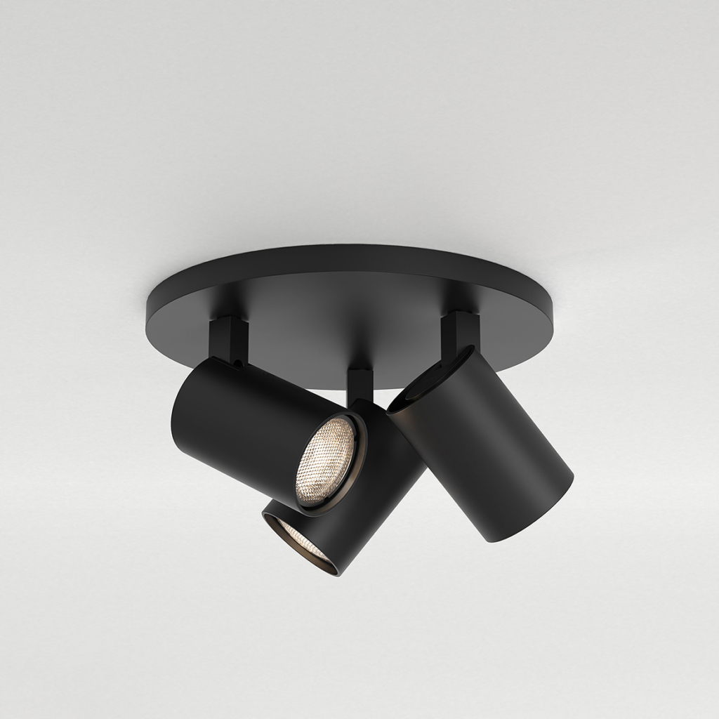 Ascoli Triple Round taklampa med 3 spotlights på en rund bas.