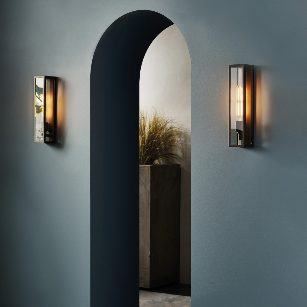 Harvard Wall 350 på en vägg.