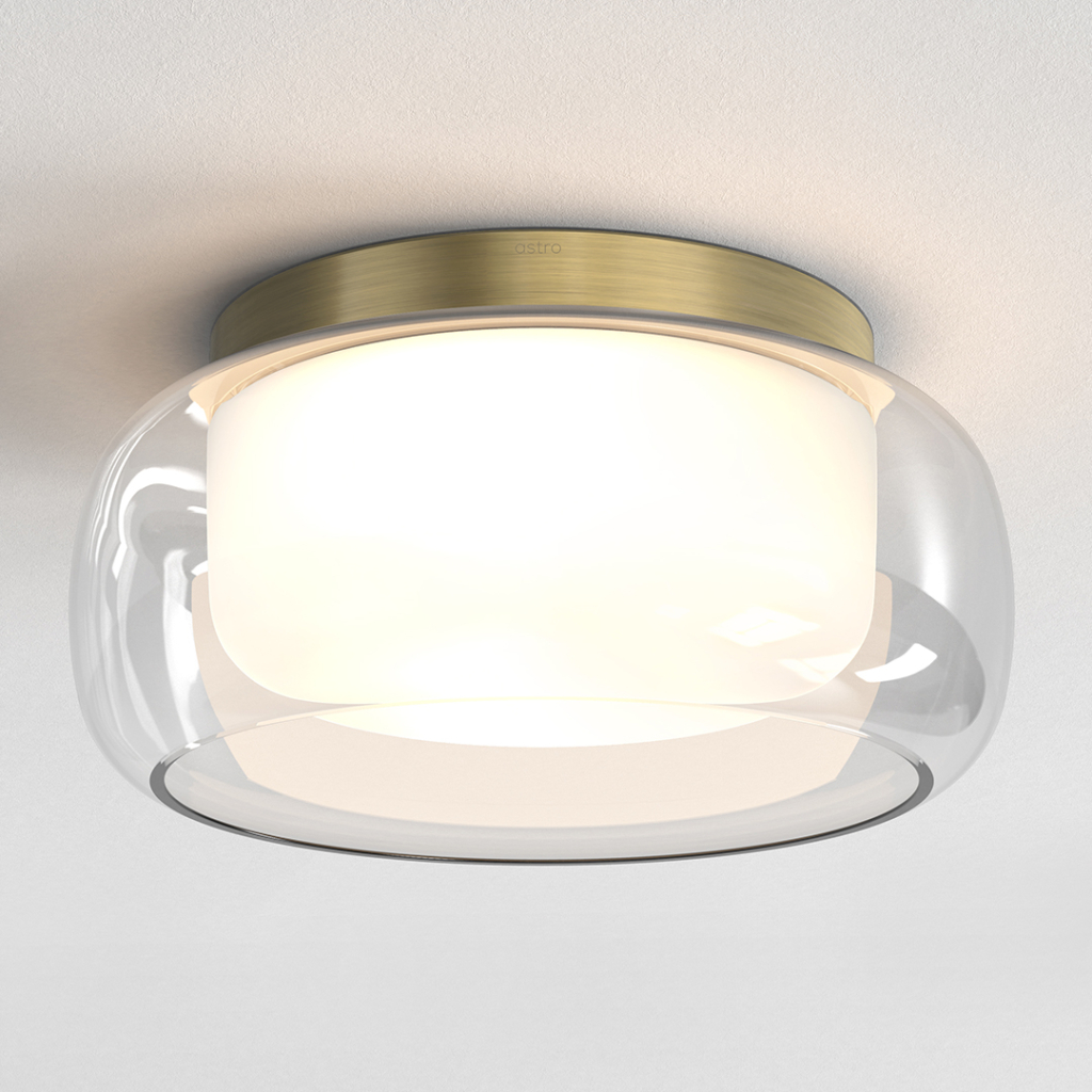 Modern taklampa, Aquina Ceiling 360 i matt borstad mässing med glasdesign