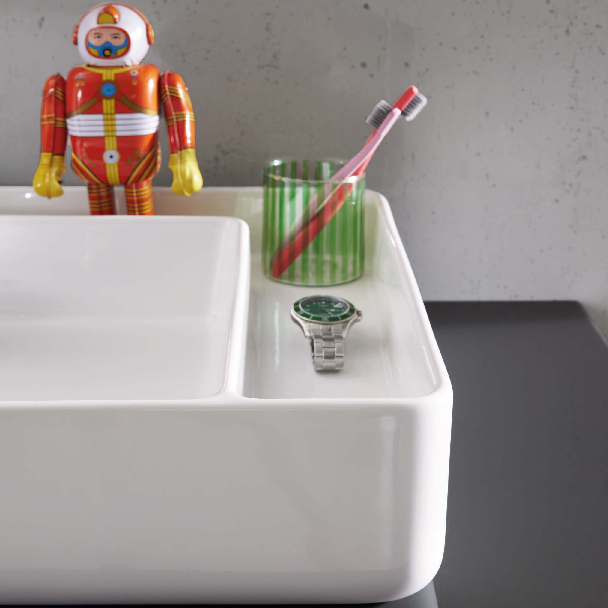 Bento tvättställ för bänk.