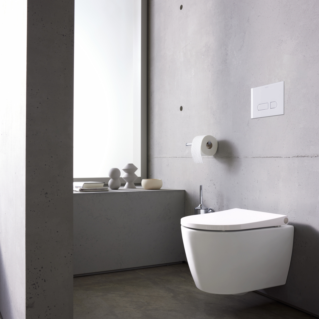 Bento Starck Box toalett compact i ett badrum.