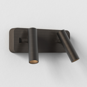 Enna Twin sänglampa, läslampa på en vägg.